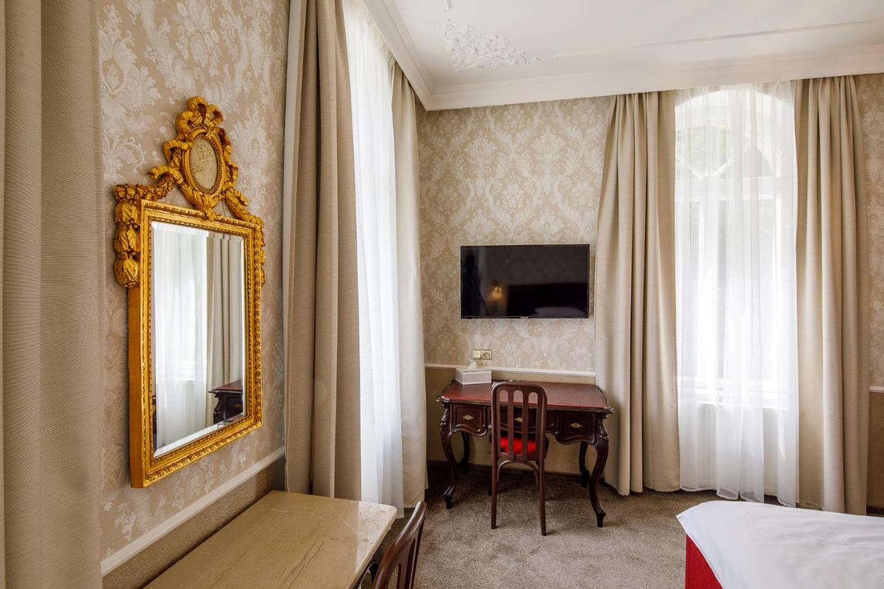 Villa Basileia Riverside Karlovy Vary Ngoại thất bức ảnh