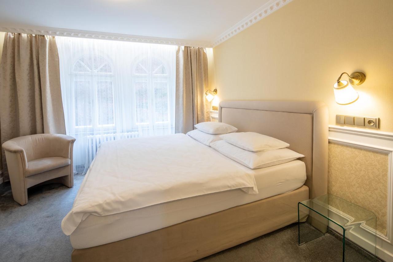 Villa Basileia Riverside Karlovy Vary Ngoại thất bức ảnh