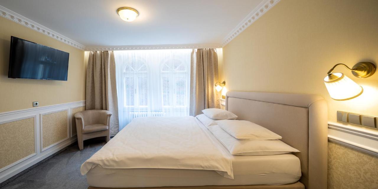 Villa Basileia Riverside Karlovy Vary Ngoại thất bức ảnh