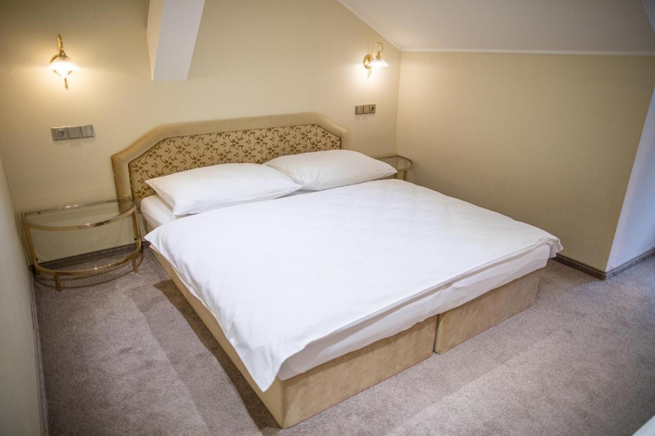 Villa Basileia Riverside Karlovy Vary Ngoại thất bức ảnh