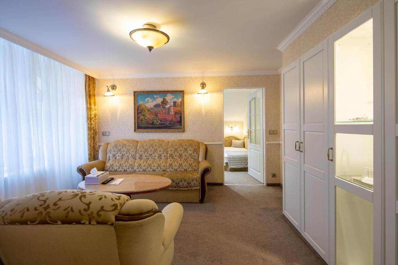 Villa Basileia Riverside Karlovy Vary Ngoại thất bức ảnh