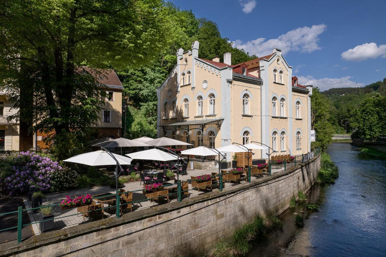 Villa Basileia Riverside Karlovy Vary Ngoại thất bức ảnh