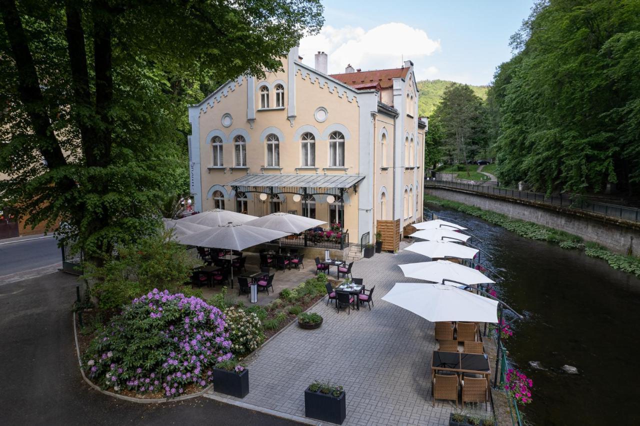 Villa Basileia Riverside Karlovy Vary Ngoại thất bức ảnh